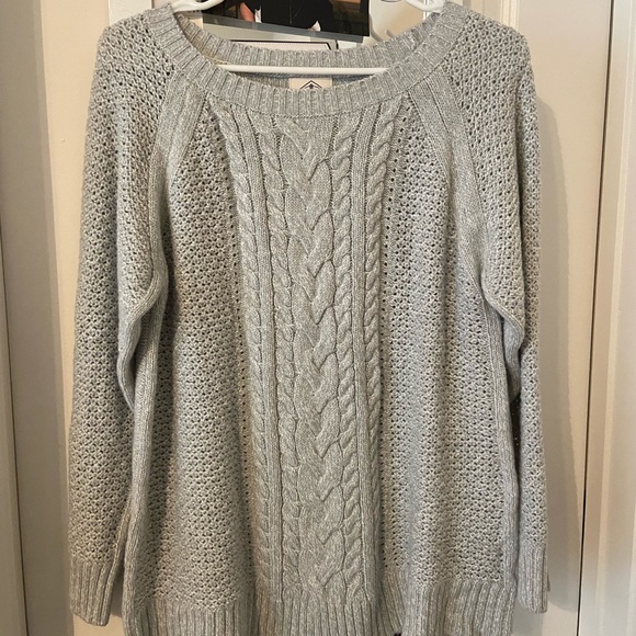St. john’s bay light grey sweater - Picture 1 of 1